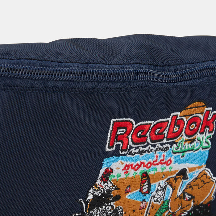 Classics Travel Hip Pack Classics Travel Hip Pack image number 3