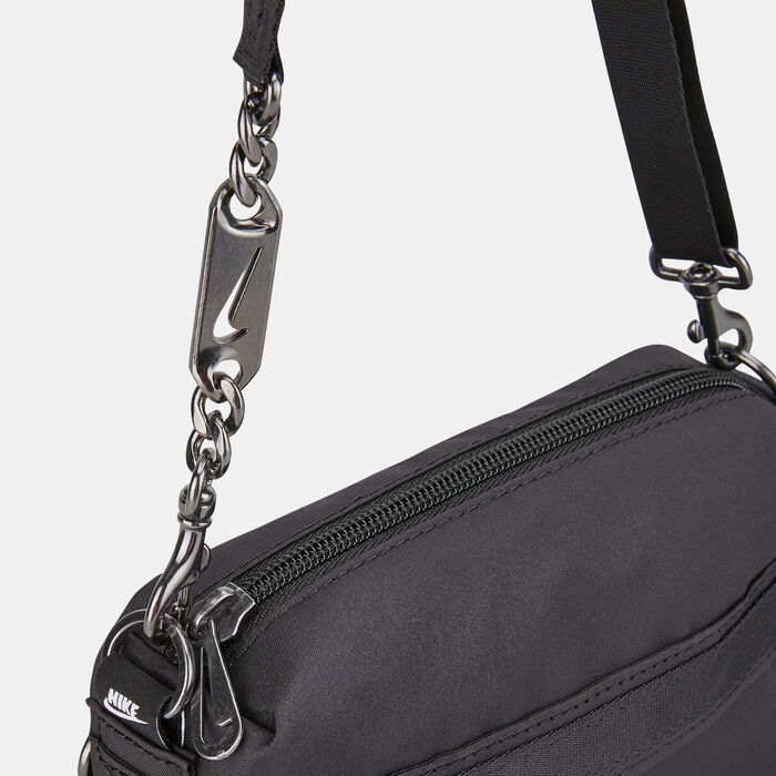Women's Sportswear Futura Luxe Cross-Body Bag (1L) Women's Sportswear Futura Luxe Cross-Body Bag (1L) image number 3