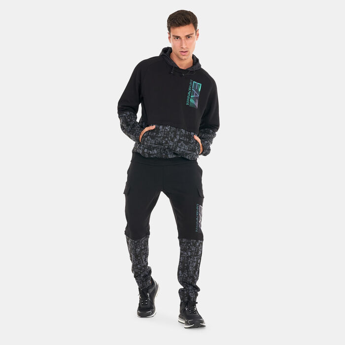 Men's Train Visibility Graphic Hoodie image number 2