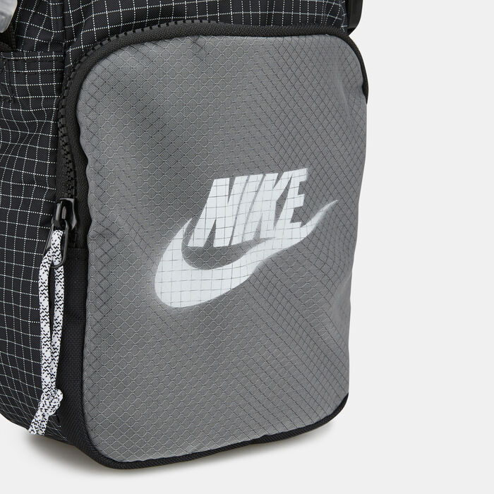 Heritage 2.0 Small Items Crossbody Bag image number 3