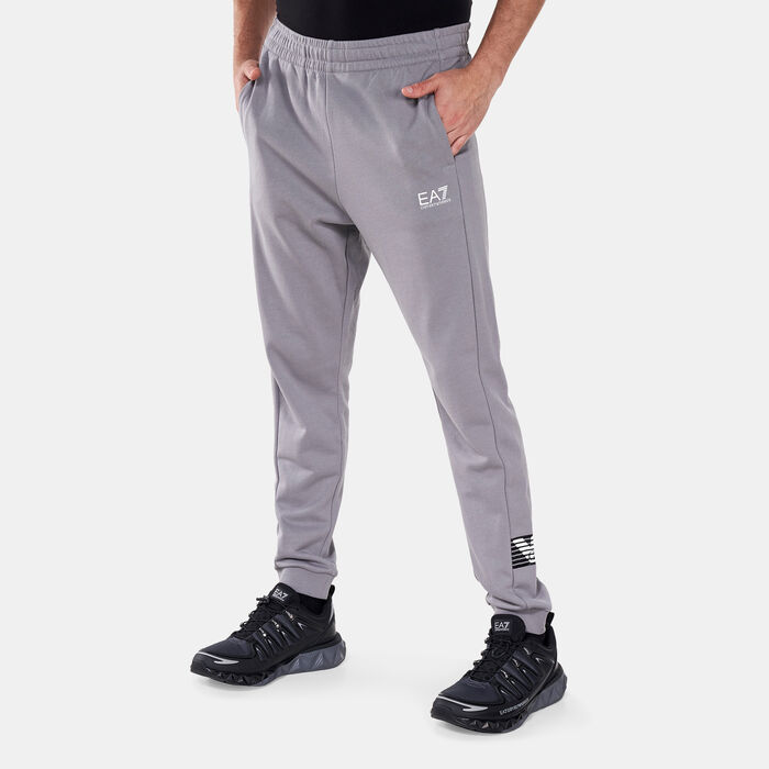 Men's Train Graphic Series Sweatpants Men's Train Graphic Series Sweatpants image number 0