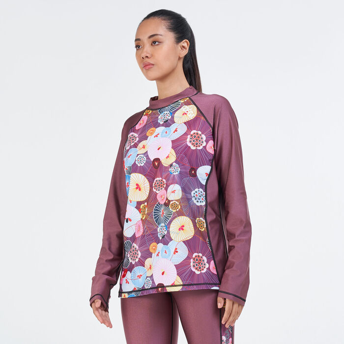 Women's Long-Sleeves Rashguard Top Women's Long-Sleeves Rashguard Top image number 0