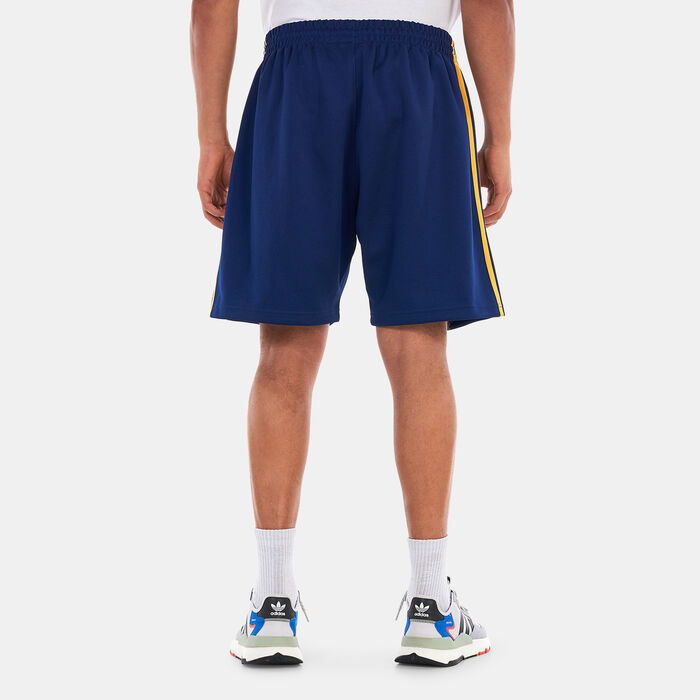 Men's Adicolor Classics+ Shorts Men's Adicolor Classics+ Shorts image number 1