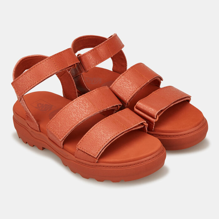 Textured Waves Unisex Sandals Textured Waves Unisex Sandals image number 1