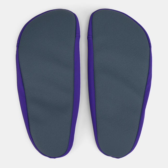 Pool and Beach Shoes Pool and Beach Shoes image number 1