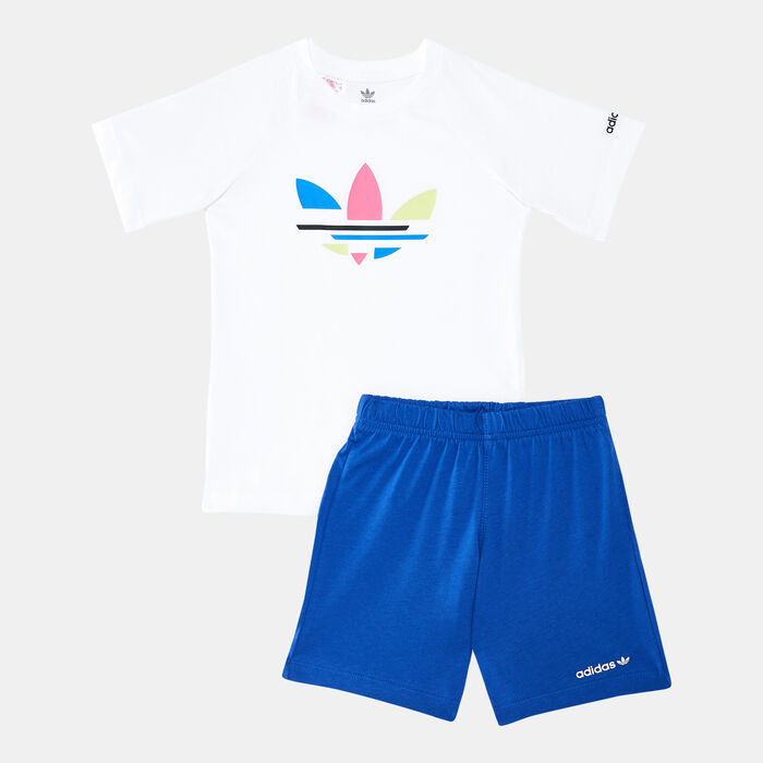 Kids' Adicolor T-Shirt and Shorts Set Kids' Adicolor T-Shirt and Shorts Set image number 0
