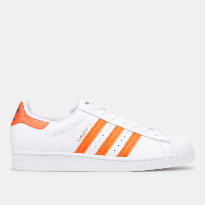 Men's Superstar Shoe image number 0