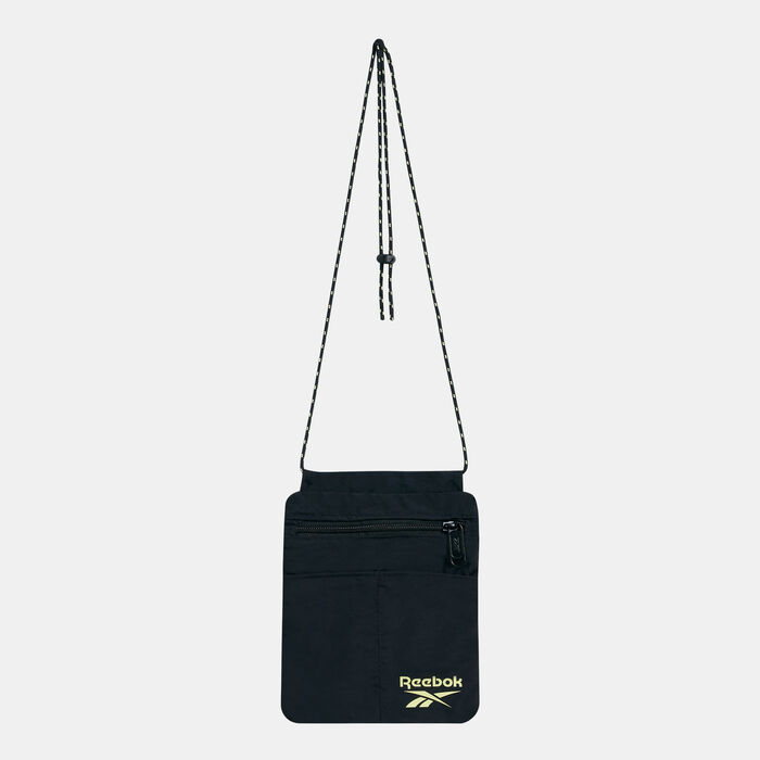 Classics Summer Retreat City Crossbody Bag Classics Summer Retreat City Crossbody Bag image number 0