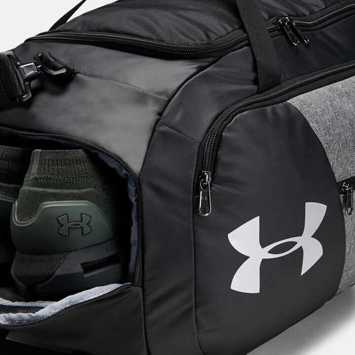 UA Undeniable 4.0 Medium Duffel Bag UA Undeniable 4.0 Medium Duffel Bag image number 2