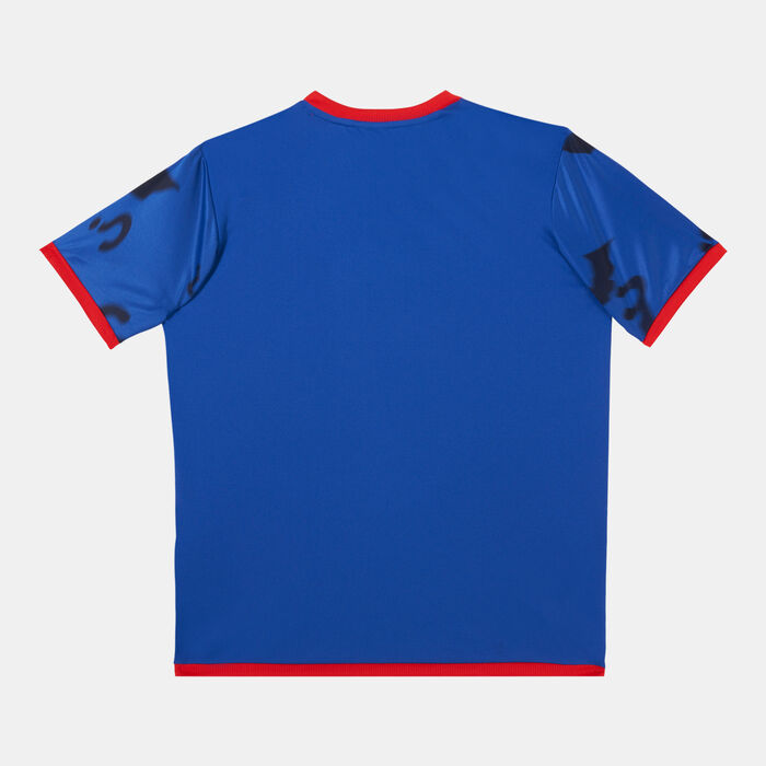 Kids' x BATMAN Graphic Football T-Shirt Kids' x BATMAN Graphic Football T-Shirt image number 1