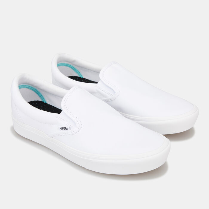 UA ComfyCush Slip-On Distort Unisex Shoe UA ComfyCush Slip-On Distort Unisex Shoe image number 2