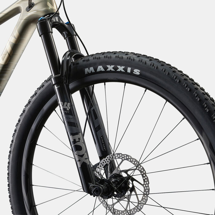 Women's Liv Pique Advanced Mountain Bike image number 8