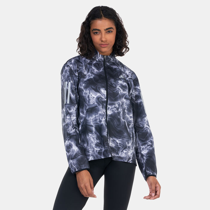 Women’s Own The Run Allover Print Running Windbreaker Jacket Women’s Own The Run Allover Print Running Windbreaker Jacket image number 0