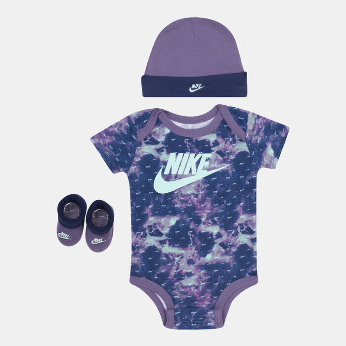 Kids' Swoosh Monogram 3-Piece Box Set Kids' Swoosh Monogram 3-Piece Box Set image number 0