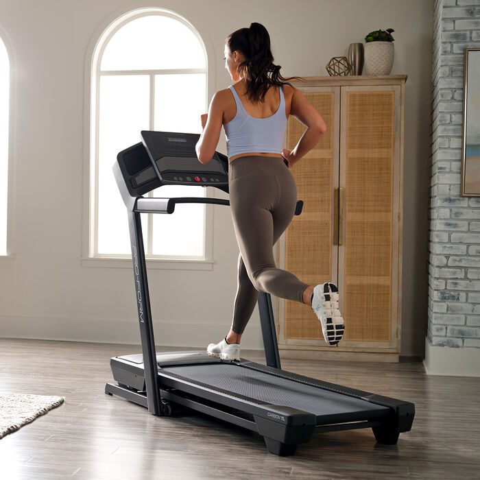 Carbon TL Treadmill image number 4