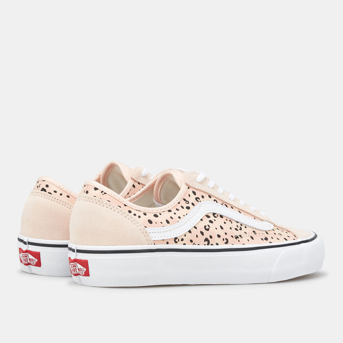 Leila Hurst 36 Decon SF Unisex Shoe Leila Hurst 36 Decon SF Unisex Shoe image number 2