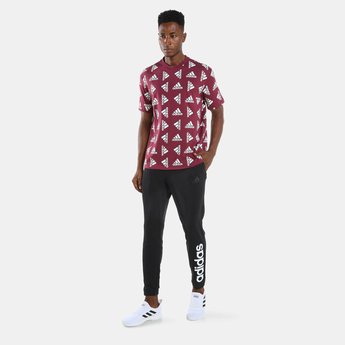 Men’s Essentials Tapered Logo Joggers Men’s Essentials Tapered Logo Joggers image number 2