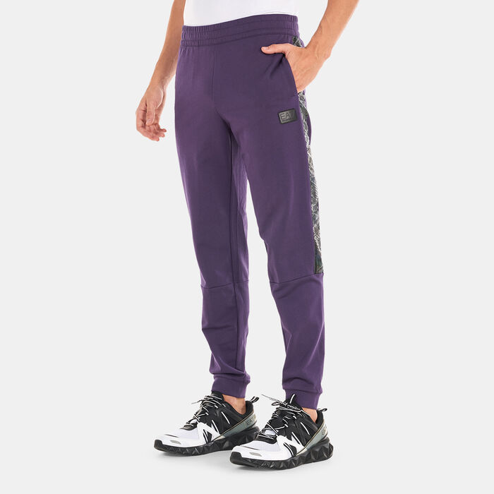Men's Train Logo Tape Joggers Men's Train Logo Tape Joggers image number 0
