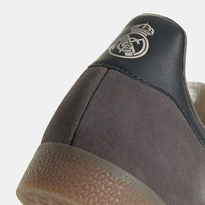 Men's Gazelle Shoes image number 4