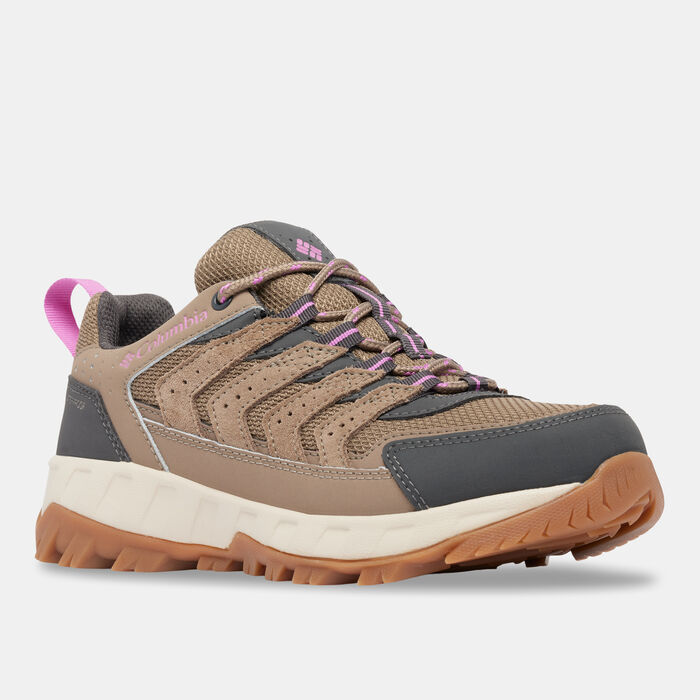 Women's Strata Trail Low Waterproof Boots Women's Strata Trail Low Waterproof Boots image number 1