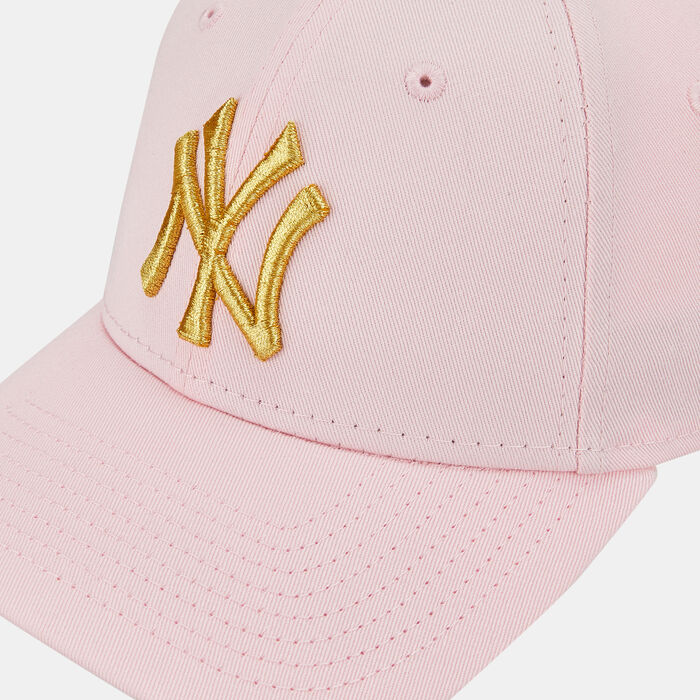 Women's Metallic Logo New York Yankees 9Forty Cap Women's Metallic Logo New York Yankees 9Forty Cap image number 2