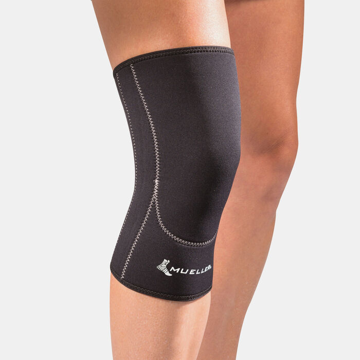 Closed Patella Knee Sleeve Closed Patella Knee Sleeve image number 1