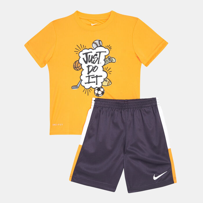 Kids' Dri-FIT Blocked T-Shirt And Shorts Set (Younger Kids) Kids' Dri-FIT Blocked T-Shirt And Shorts Set (Younger Kids) image number 0