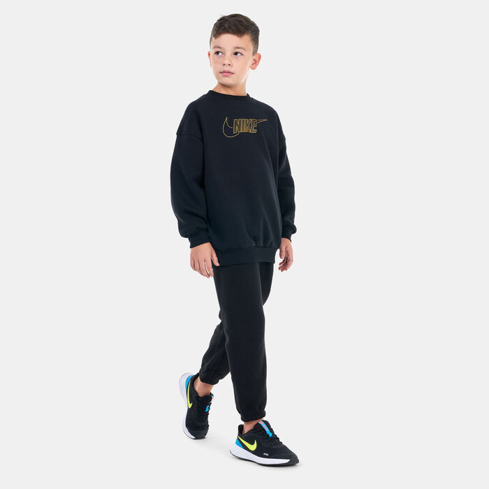 Kids' Sportswear Club Fleece Sweatshirt (Older Kids) image number 2