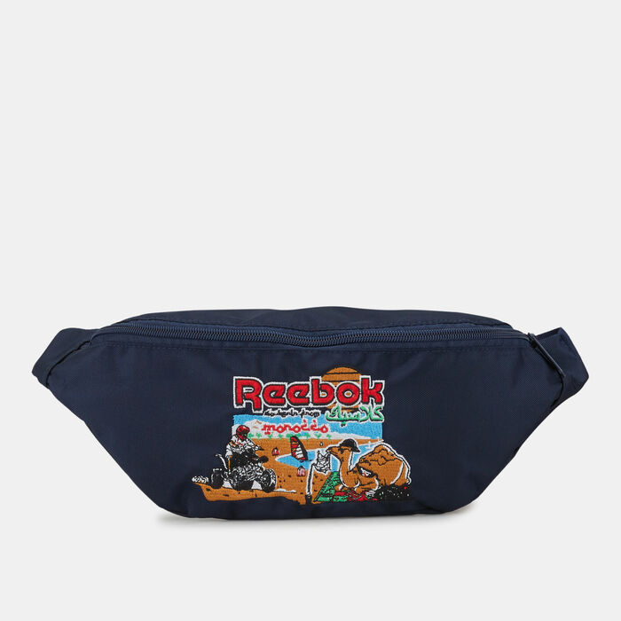Classics Travel Hip Pack Classics Travel Hip Pack image number 0