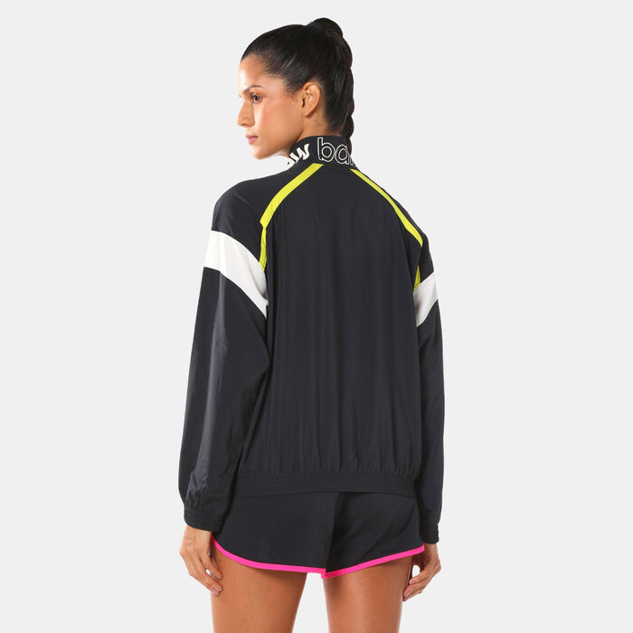 Women's Relentless Woven Jacket Women's Relentless Woven Jacket image number 1