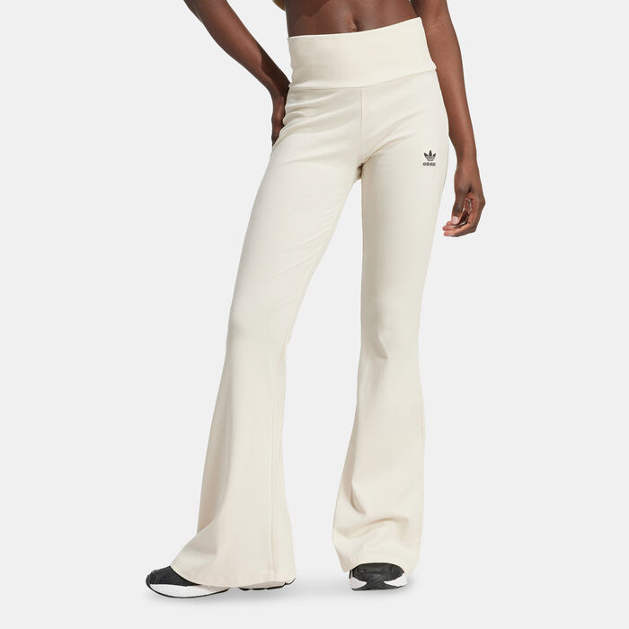 Women's Essentials Flared Leggings Women's Essentials Flared Leggings image number 0