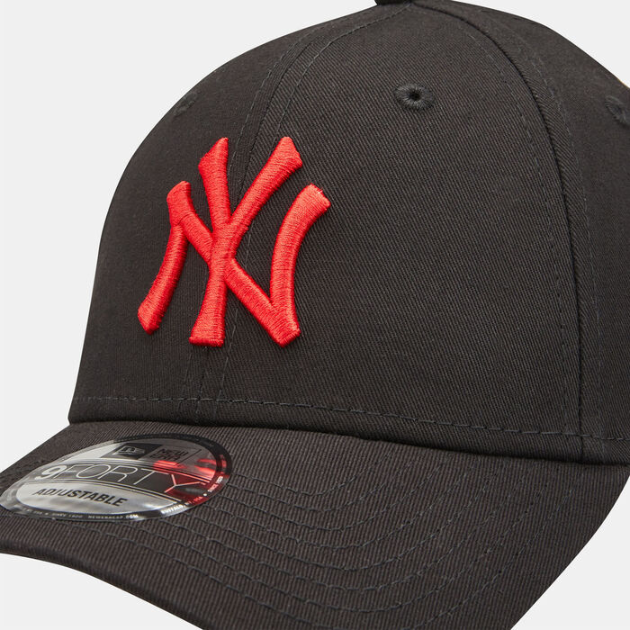 Men's New York Yankees Essential Logo 9FORTY Cap Men's New York Yankees Essential Logo 9FORTY Cap image number 2