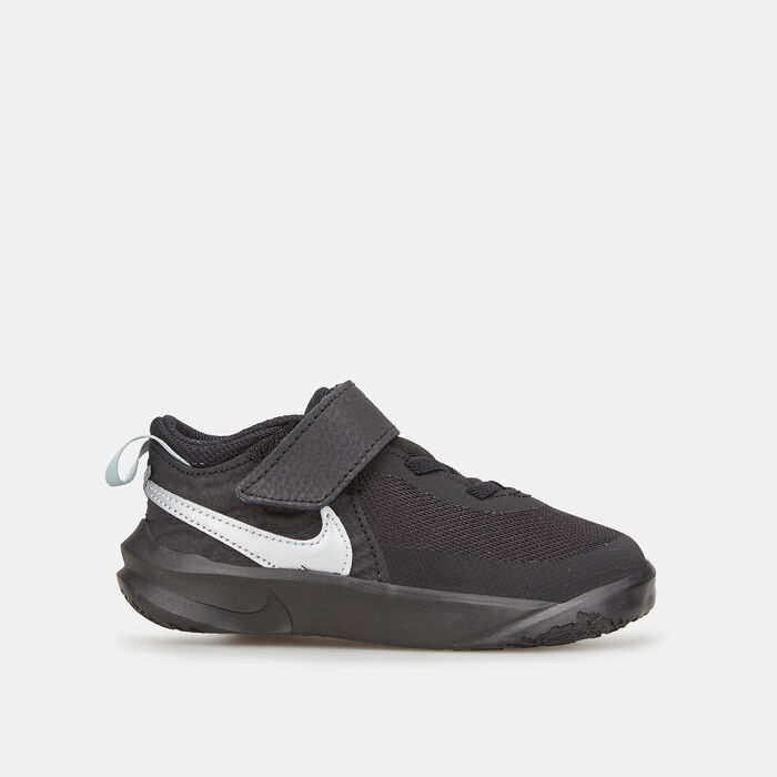 Kids' Team Hustle D 10 Shoe Kids' Team Hustle D 10 Shoe image number 0