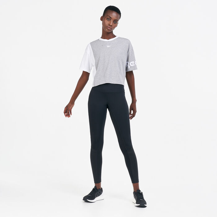 Women's Training Essentials Linear Logo T-Shirt Women's Training Essentials Linear Logo T-Shirt image number 2