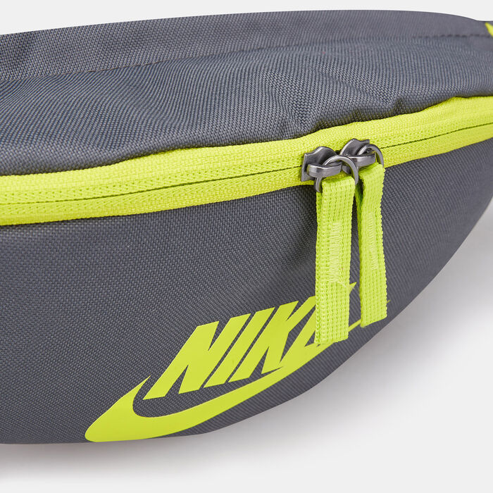 Heritage Hip Pack Heritage Hip Pack image number 3