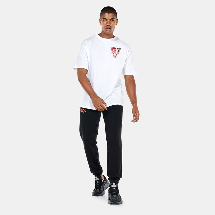 Men's Chicago Bulls NBA Script Black Joggers Men's Chicago Bulls NBA Script Black Joggers image number 2
