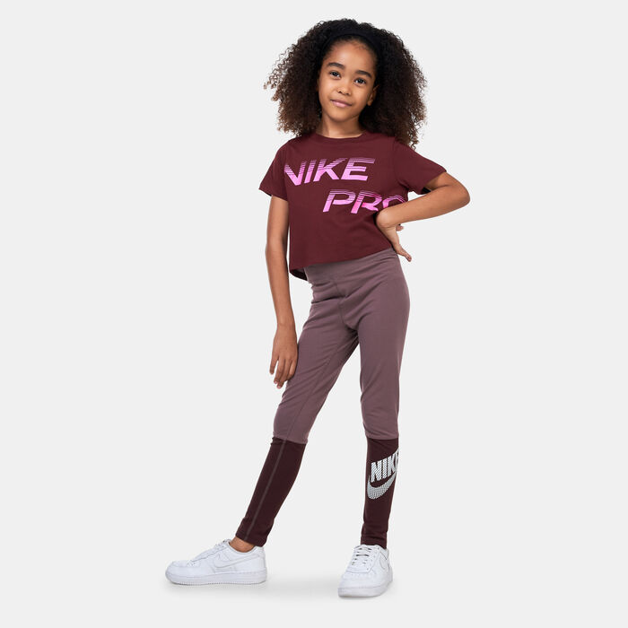 Kids' Dri-FIT Sport Essential+ Cropped Training T-Shirt (Older Kids) Kids' Dri-FIT Sport Essential+ Cropped Training T-Shirt (Older Kids) image number 2