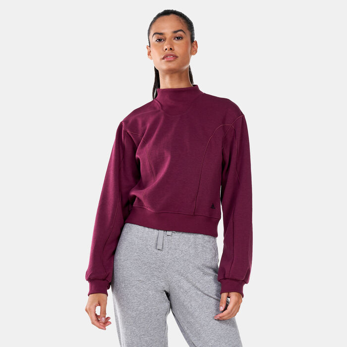 Women's Yoga Layering Sweatshirt Women's Yoga Layering Sweatshirt image number 0