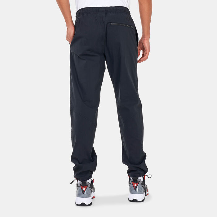 Men's Essential Woven Pants Men's Essential Woven Pants image number 1