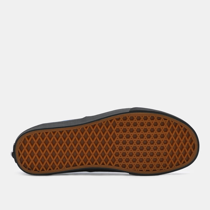 Authentic Unisex Shoe image number 3