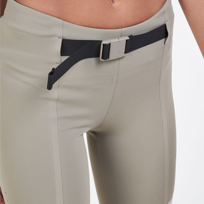 Women's Waist Pack Shorts Women's Waist Pack Shorts image number 3