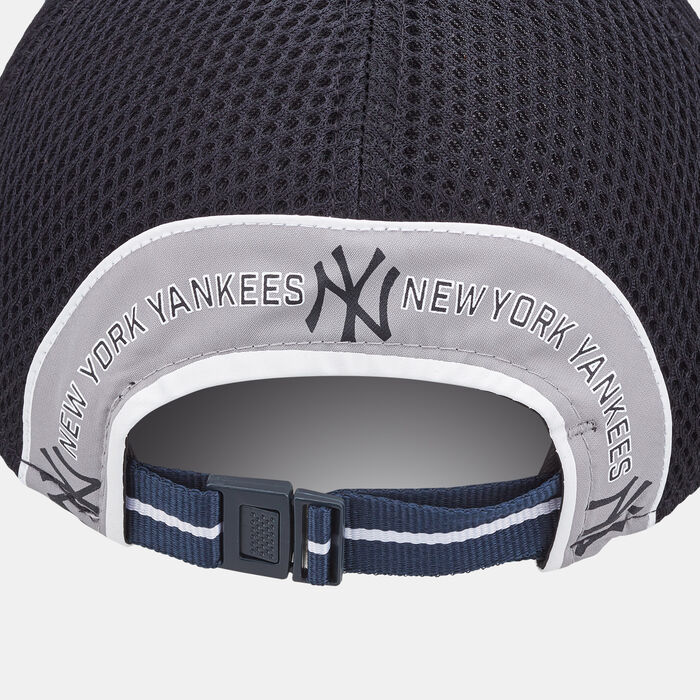 Men's New York Yankees Team Arch 9FORTY Cap Men's New York Yankees Team Arch 9FORTY Cap image number 1