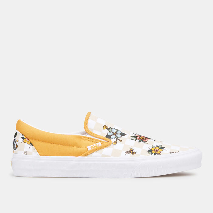 Classic Slip-On Unisex Shoe Classic Slip-On Unisex Shoe image number 0
