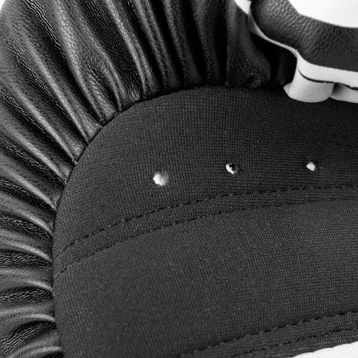 Challenger 3.0 Boxing Gloves Challenger 3.0 Boxing Gloves image number 4