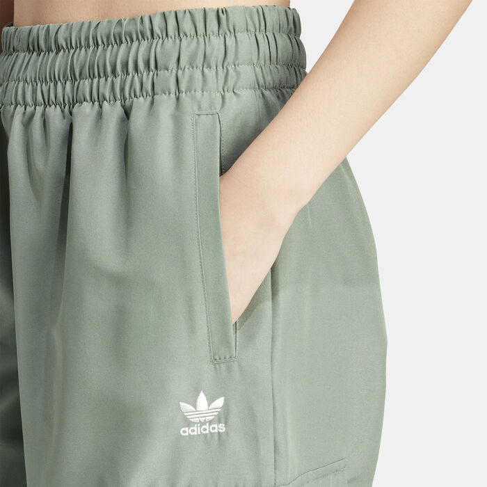 Women's Adicolor Cargo Pants image number 3