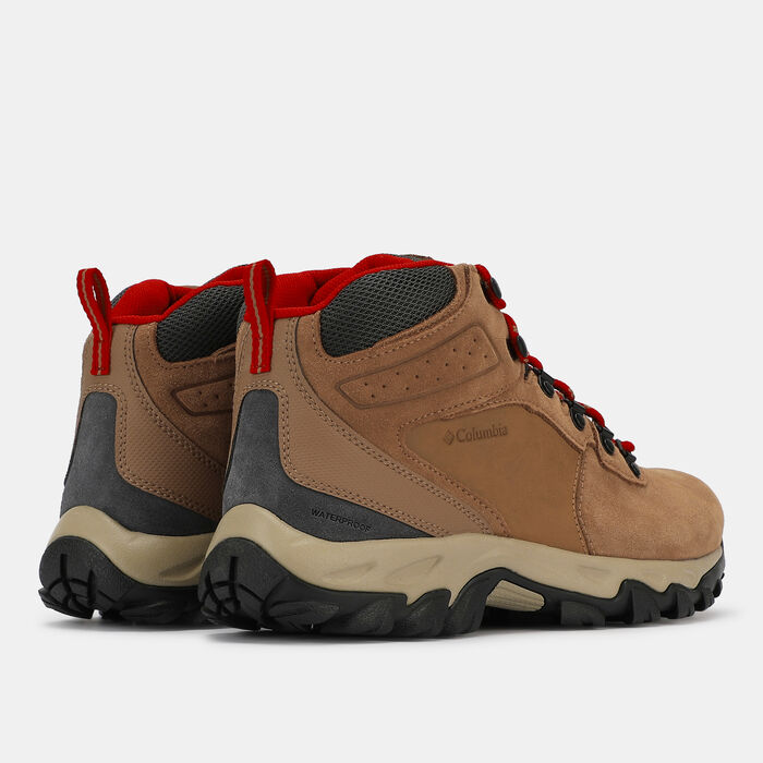 Men's Newton Ridge™ Plus II Suede Waterproof Hiking Boot Men's Newton Ridge™ Plus II Suede Waterproof Hiking Boot image number 2
