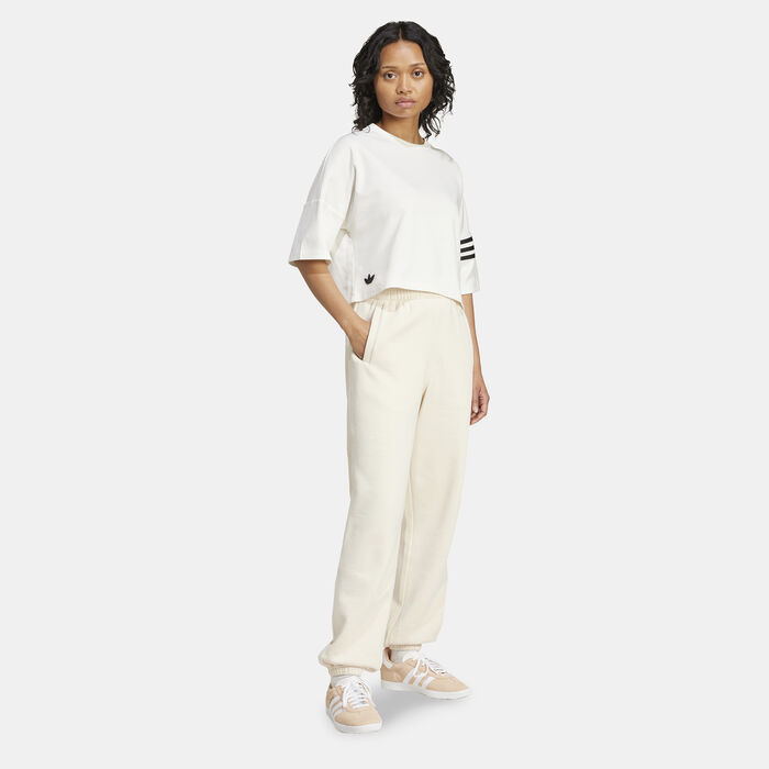 Women's Neuclassics T-Shirt Women's Neuclassics T-Shirt image number 2