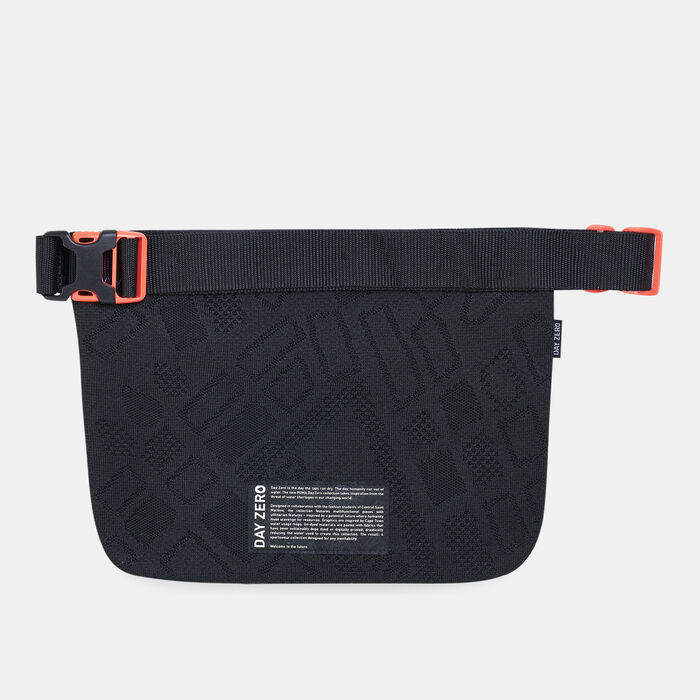 Men's x CENTRAL SAINT MARTINS Hip Pack Men's x CENTRAL SAINT MARTINS Hip Pack image number 1