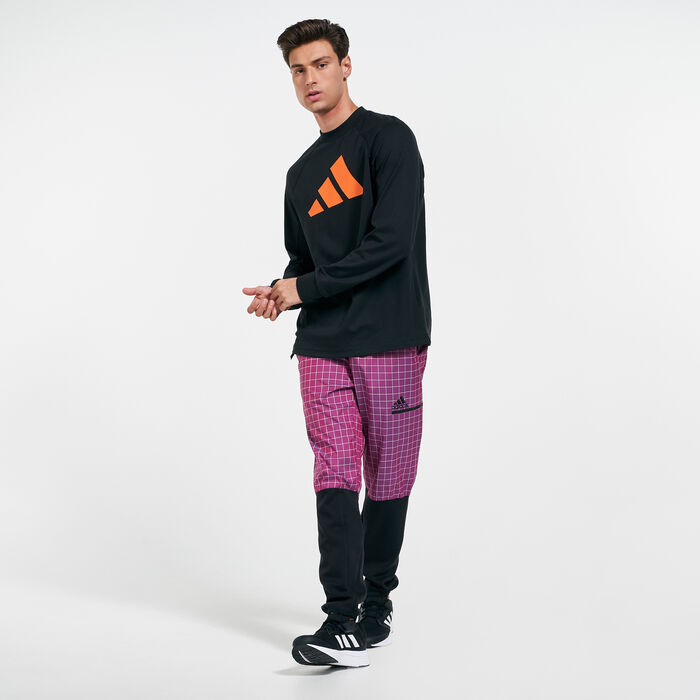 Men's Z.N.E. Sportswear Primeblue Trackpants image number 2