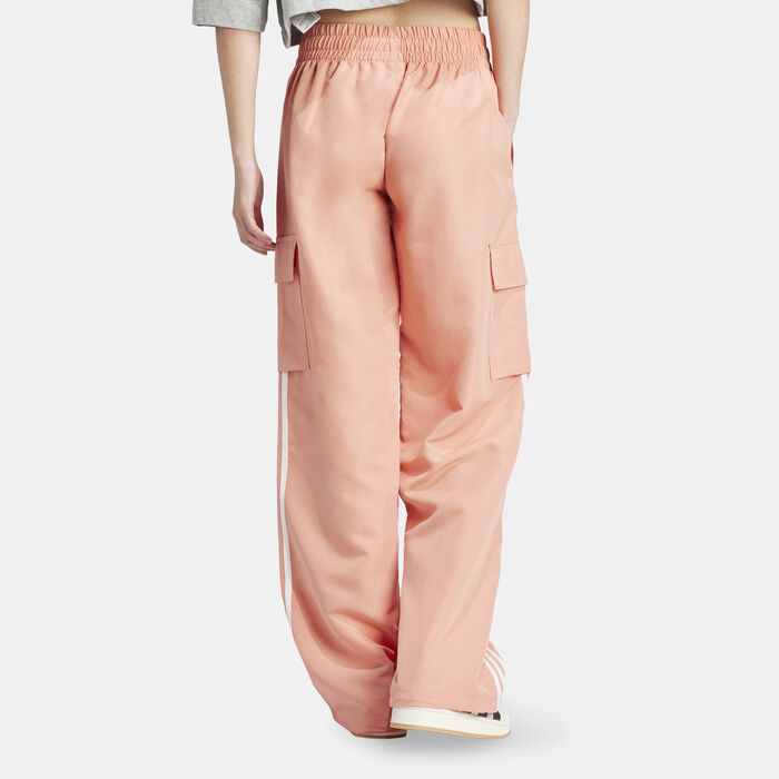 Women's Adicolor Cargo Pants image number 1